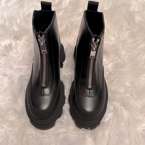 GANNI Black Polido Zipper Ankle Boot